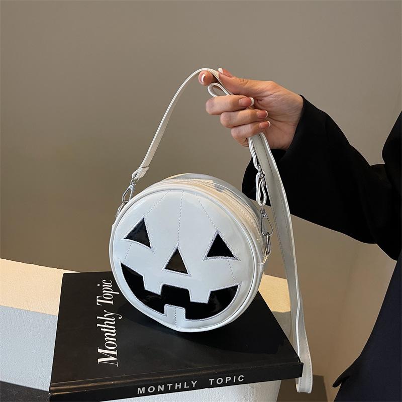 Halloween Pumpkin Small Bag Female 2025 New European and American Fashion Niche Funny Ghost Tide Cool Messenger Small Round Bag