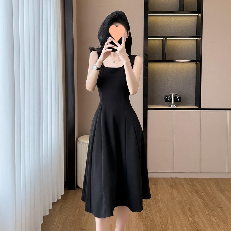 Hepburn Style Coffee Break French Black Sleeveless Vest Dress Children's Summer 2026 New Small Waist Dress
