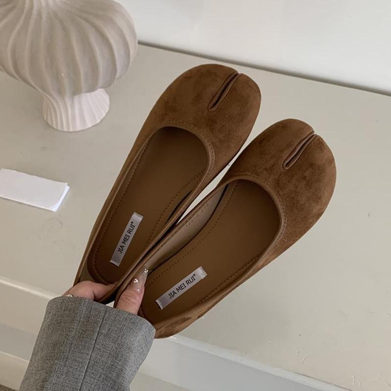 

Модные бархатные туфли таби IPPEUM женские Мэри Джейн 2025 новые леопардовые бордовые балетки 2 245