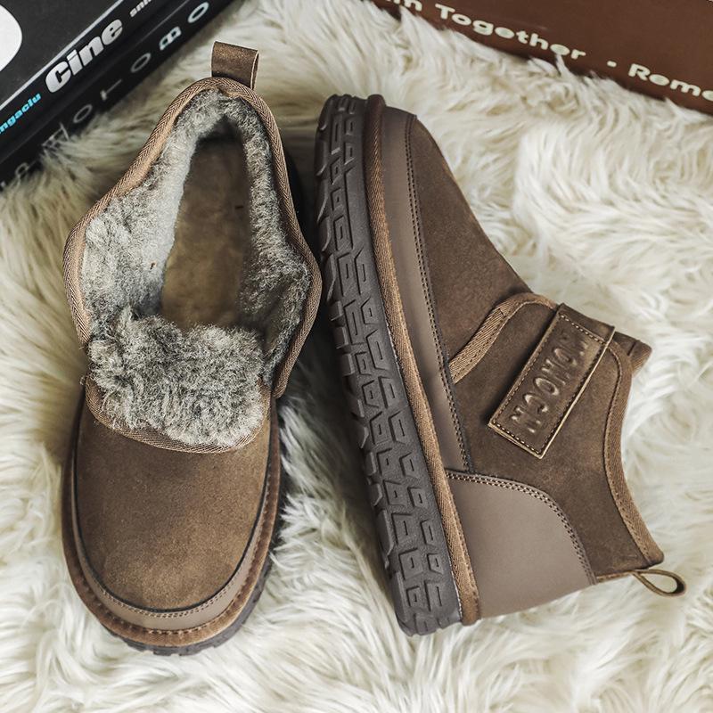 

Мужские шерстяные зимние ботинки на толстой подошве с бархатной подкладкой и нескользящей липучкой.