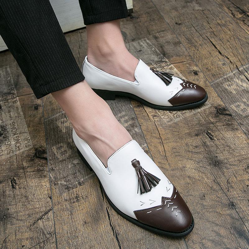 Retro Herren Schwarz Weiß Patchwork Quasten Lackleder Brogue Kleid Formell Spitz Business Oxford Schuhe Hochzeit Abschlussball Schuhe