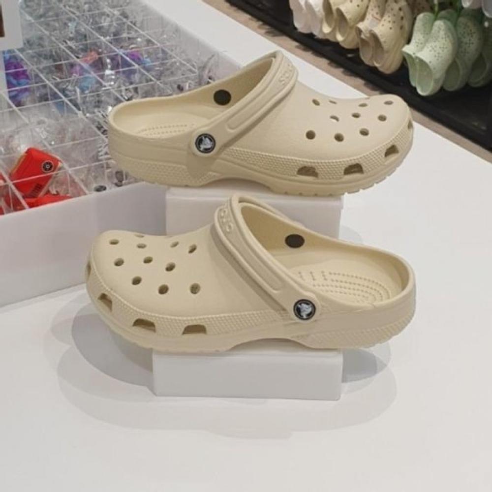 

Crocs Hc06 Classic Clogs Classic Clogs Bone 10001 2y2 Beige/M4W6 (230)
