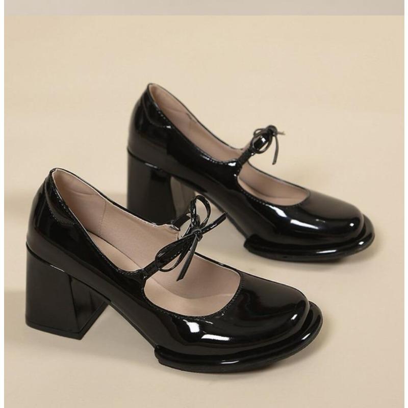 Vintage Patent Leather Mary Jane Shoes Women's Pump 2026 Spring Woman Bowcknot New Coarse Heel Club High Heels Shoes