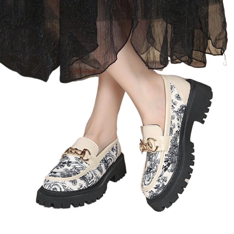 Mixed Color Embroidery Thick Sole Leather Loafers Genuine Leather All-Match Casual Shoes Round Toe Platform Mid Heel Women Pumps