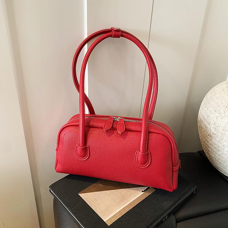 Fashion baguette bag 2025 new simple texture hand-held underarm bag high-end niche commuter shoulder bag women's bag