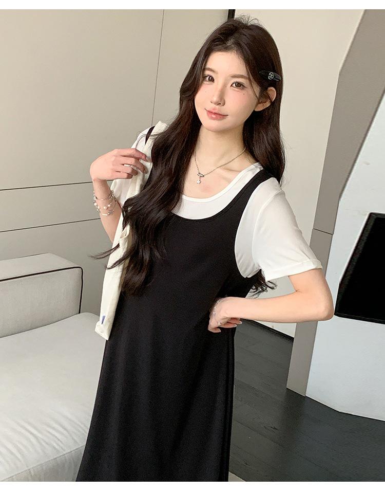 Stylish Maternity Dress: Fake Two-Piece Design for Summer 2026