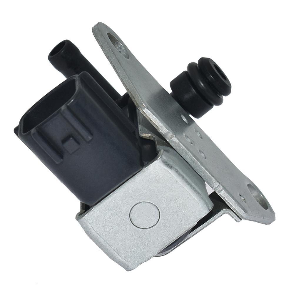 Carbon VaporsCanister Magnetrensekontrollventiler Passer for Cube NV200 14930-EN20A K5T46695 14930-EN200 14930-ET000