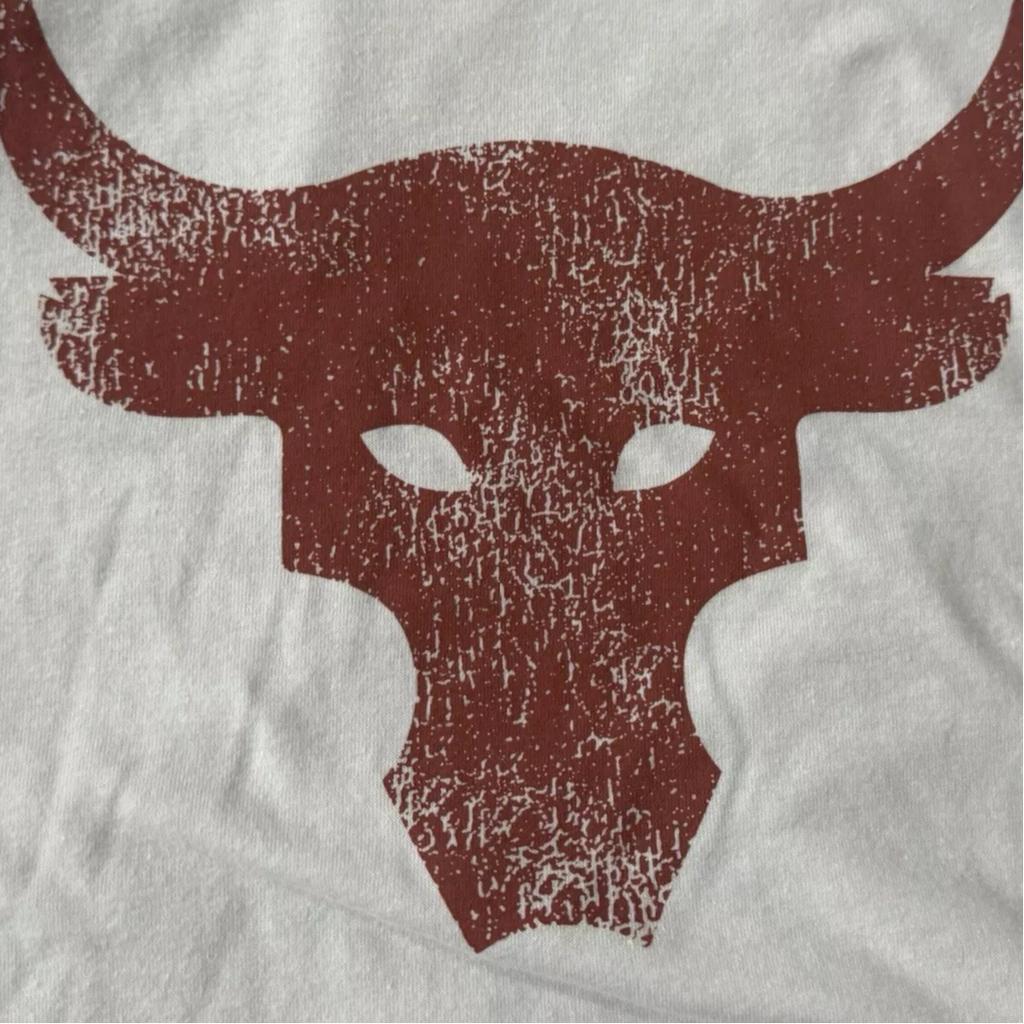 Under Armour Project Rock Brahma Bull Animal Pattern Sports Comfort Short Sleeve T-Shirt Men T-Shirt Ivory 1361733-114