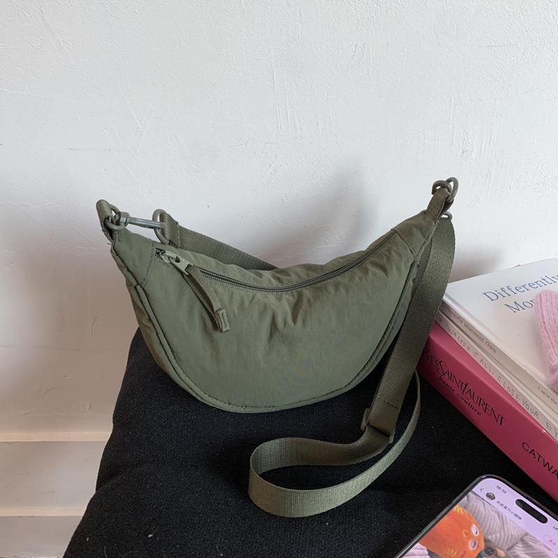 Small Dumpling Bag for Women Solid Color Nyl Hobos Messenger Bags Simple Design Female Hook Clutch Purse Shoulder Bag Handbag