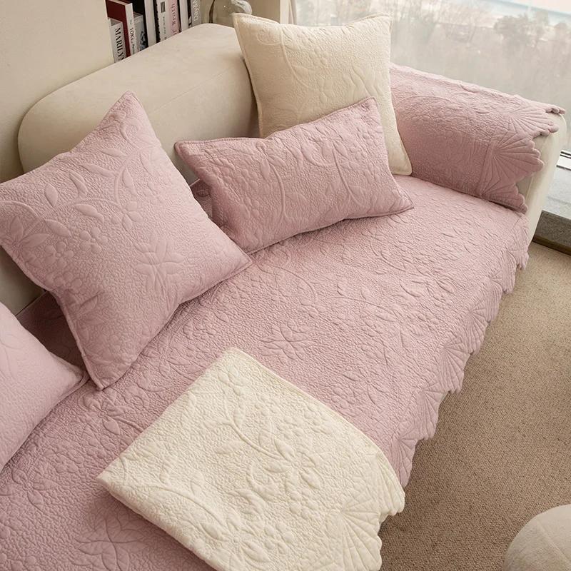 

Стильный маленький свежий коврик для дивана с изогнутыми краями, современный минималистичный противоскользящий коврик для дивана, универсальная подушка для сиденья на четыре сезона 70x70cm