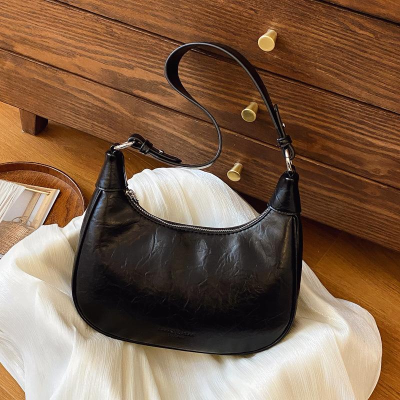 Dumpling Bag Women's New Large-capacity Shoulder Messenger Bag