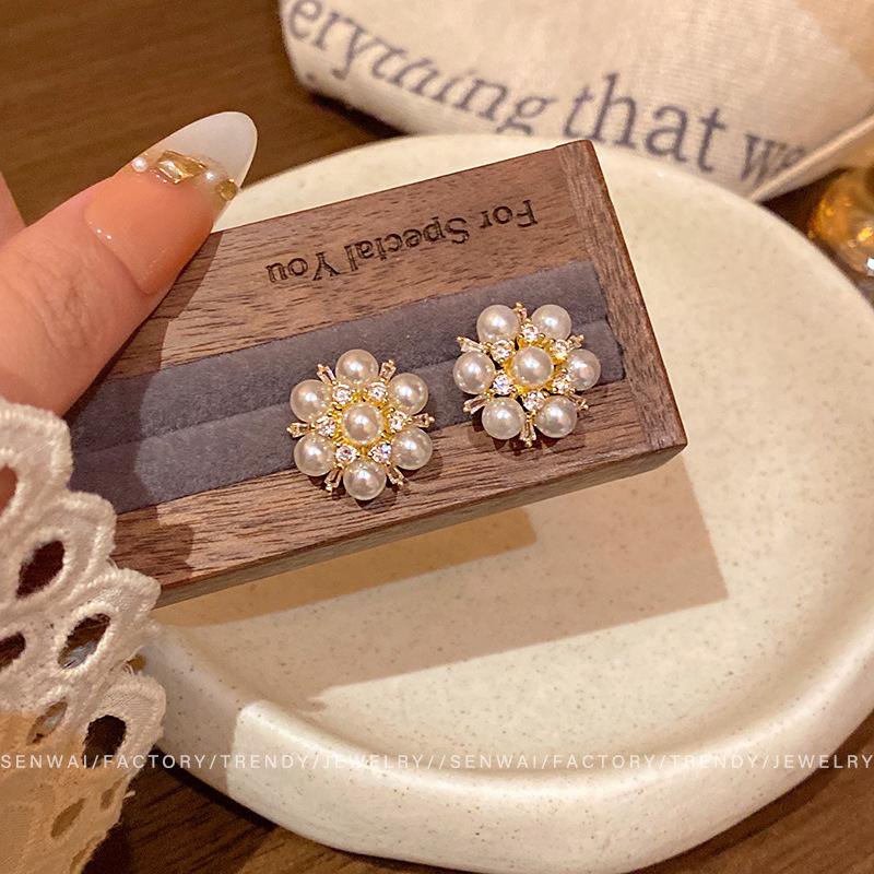 Zircon Pearl Flower Stud Earrings Women s Design Earrings Year Ears