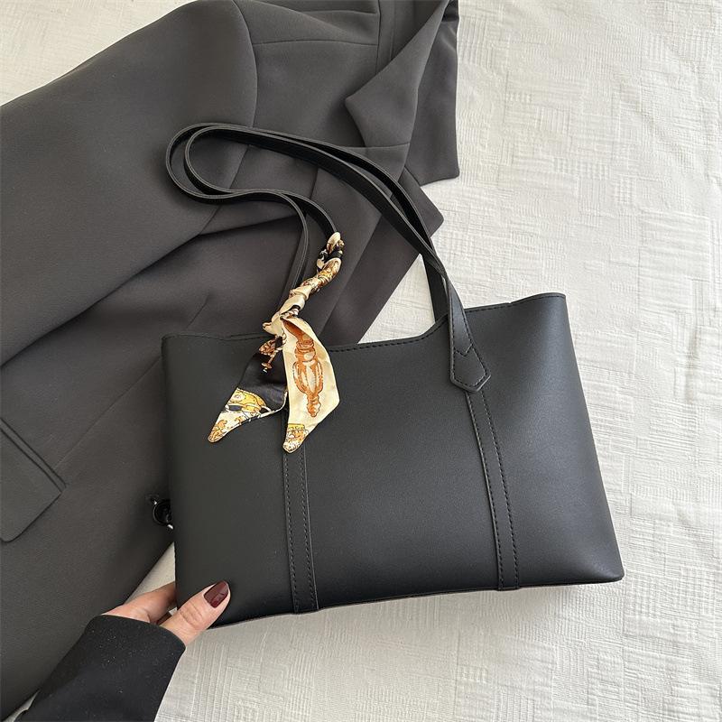 

2025 новая модная ретро рабочая универсальная сумка через плечо сумка-тоут высокой ценности сумка для занятий для студенток женщин чёрный