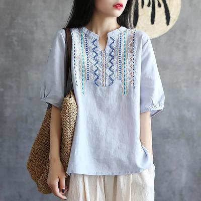 Letnia damska bawełniano-konopna koszulka z haftem, oversize, z krótkim rękawem, dekoltem w serek, nowy vintage, pulower, podstawowa, modna, luźna, codzienna, topy