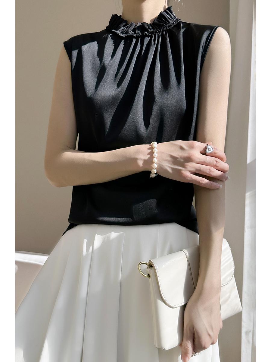 

Французский шик Топ из сатина без рукавов с оборками M