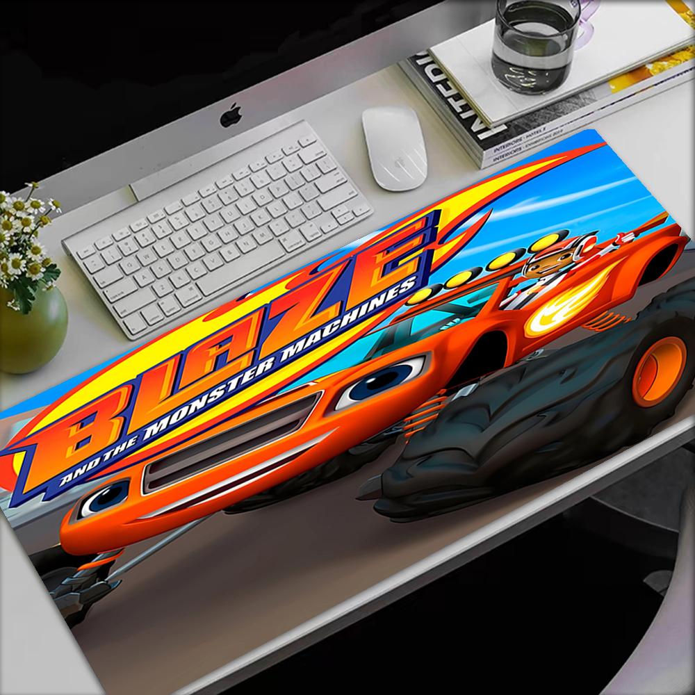 Tappetino Mouse Tema Camion, Base in Gomma Antiscivolo, Multifunzionale per Ufficio e Casa, Perfetto per la Personalizzazione dello Spazio di Lavoro.
