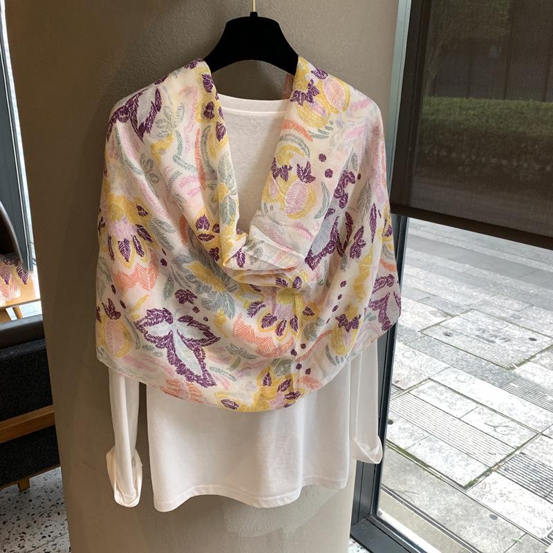 Ethnic Style Travel Shawl Women'S Sunscreen Silk Scarf Travel Photo Seaside Beach Yarn Thin Outer Scarf Shawl
