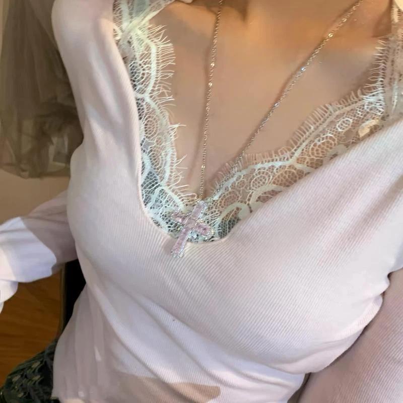 Y2K Themed Pink Broken Ice Zircon Cross Pendant Necklace Fun Stylish Jewelry for Women Retro Party Costume Match