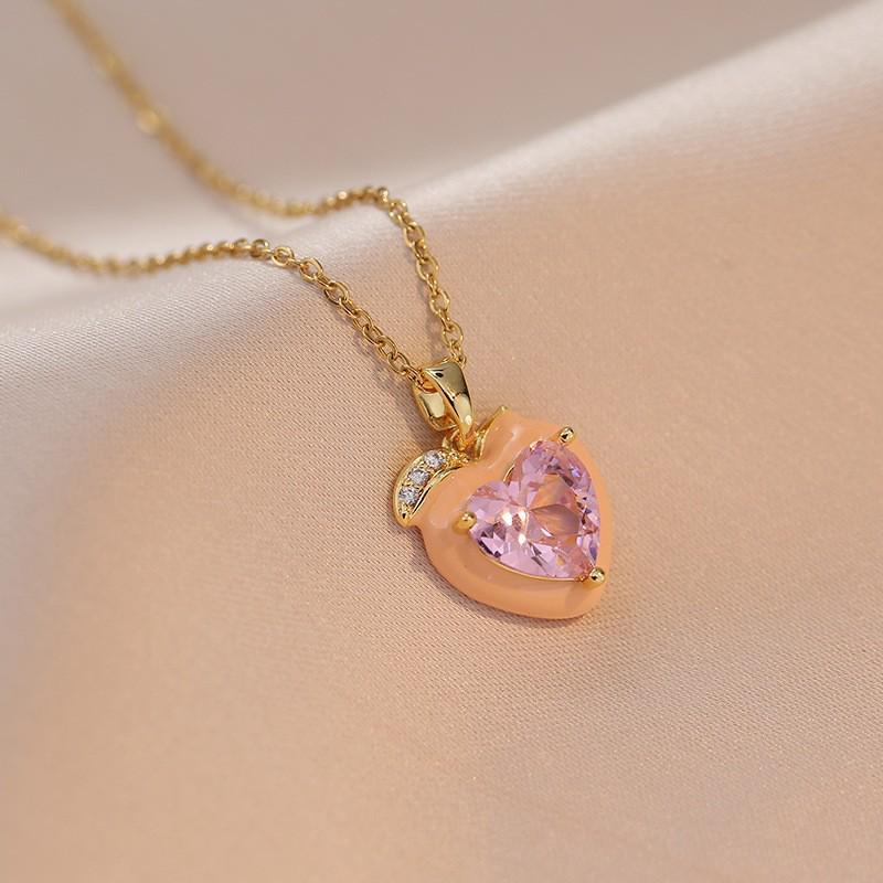 Women's Fashion Heart Pendant Necklace - Elegant, Simple Design, Versatile Clavicle Chain Jewelry