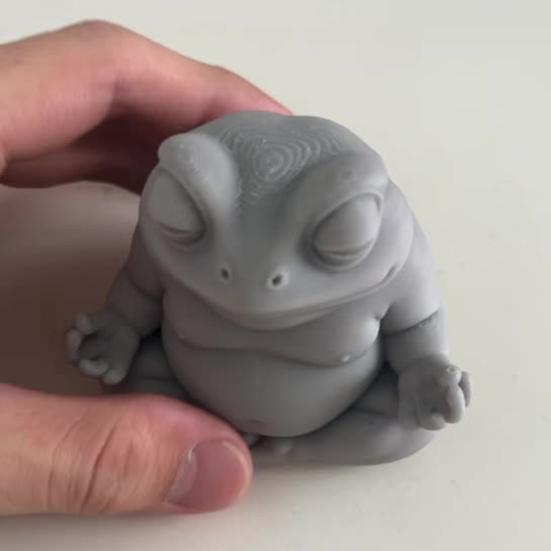 Zen Frog Ornament Frog Sitting In Meditation Figurine 3D Printed Desktop Frog Statue for Home Office Bookshelves Cabinet Decoration