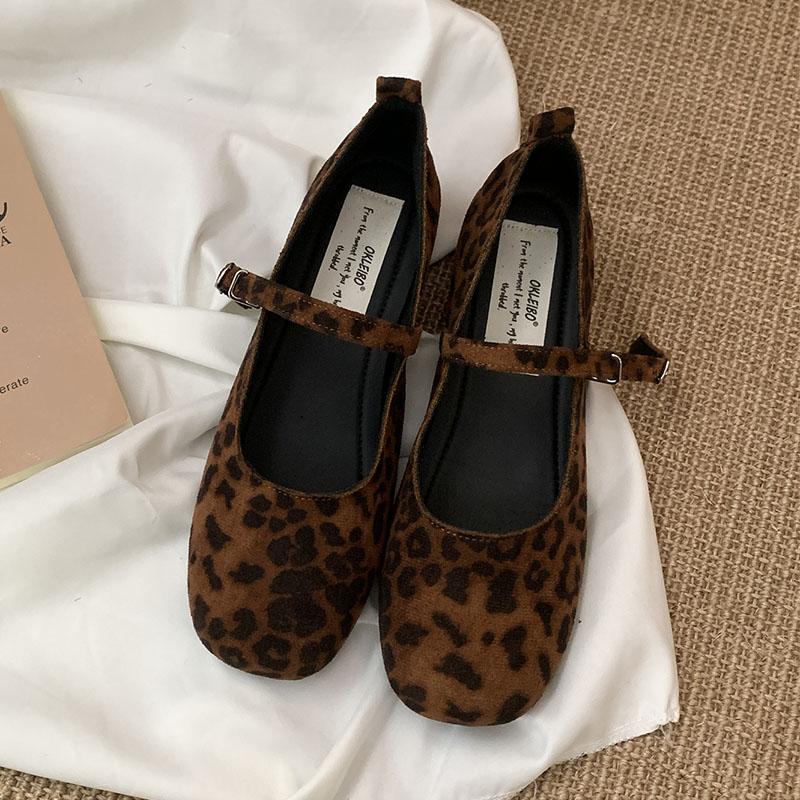 Fashion New In 2025 Female Shallow Ladies Mary Janes Flats Shoes Fashion Buckle Strap Women Flats Shoes With Height Increasing Footwear