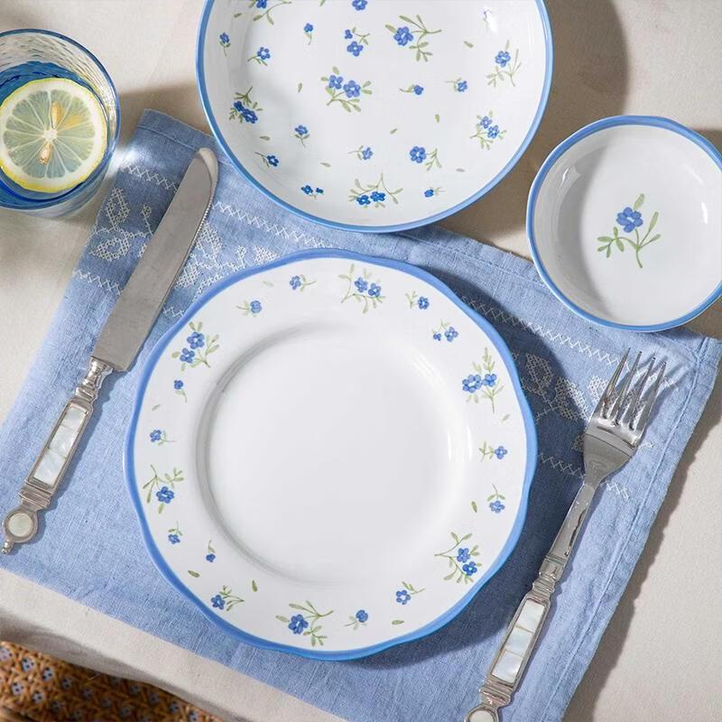 Hao Ai Jia Landai 30-Piece Ceramic Dinnerware Set