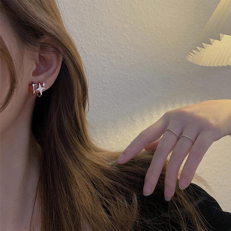 Gu Maoning, Female High-End Sense Flash Diamond Four-Point Star Stud Earrings, Korean U-Shaped Small Fragrant Wind With Earrings 20