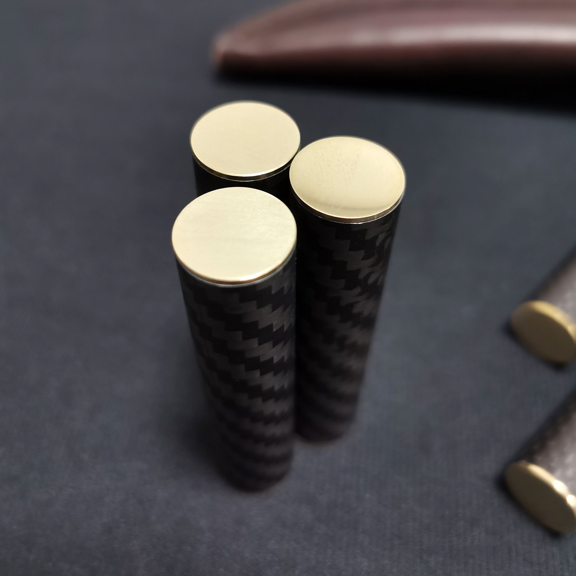 Антистрессовые палочки для пальцев Набор из трех магнитных игрушек из углеродного волокна — фото 11