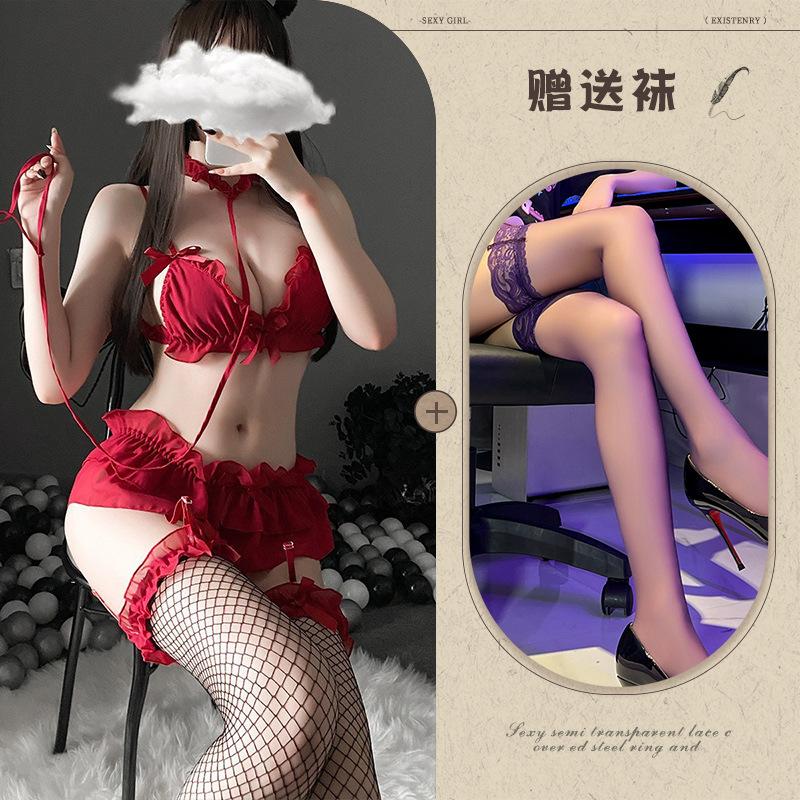 Night Listening Incense Lingerie Sexy Temptation Princess Garter Lace Three-point Suit Cute Girl