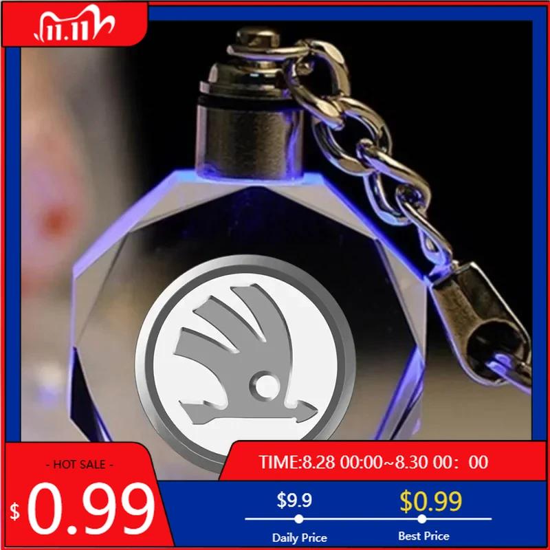 Car Sticker LED Car Keyring Octagon Pendant Key Accessories for Skoda Rapid Felicia Kodia Kamiq Yeti Karoq Fabia 2 Superb Octavi