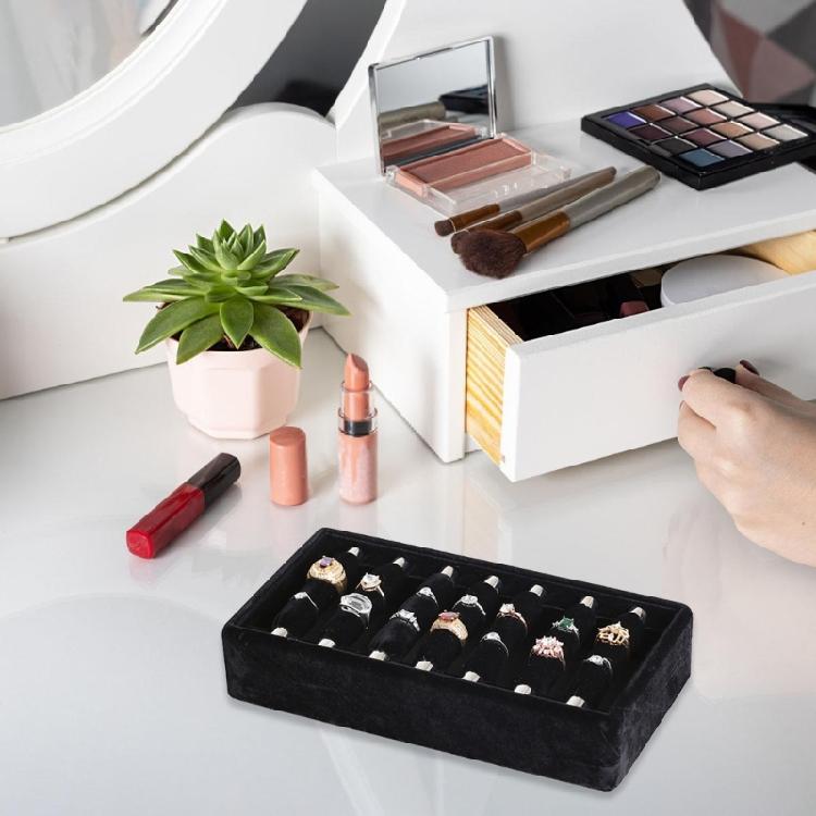 Elegant Flannel Rings Display Tray Delicate Rings Presentation Plate Practical Rings Jewelry Storage Display Tray