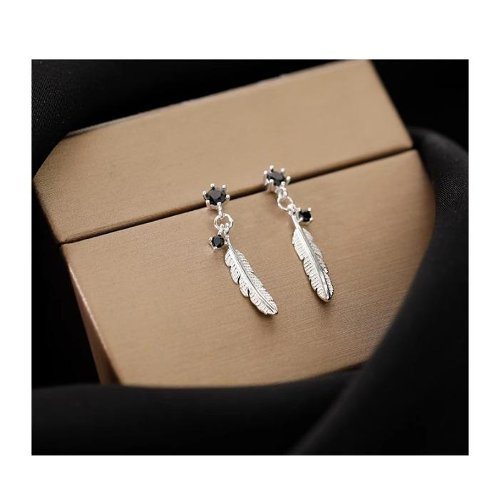 Feather Earrings Niche Design Earrings for Women New Trendy High-end Light Luxury Earrings