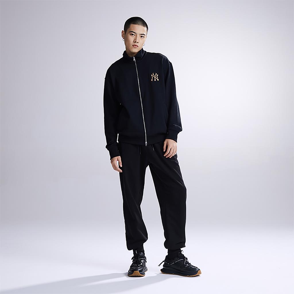 New MLB Monogram NEW YORK YANKEES Sweatshirt Unisex Black 3ATRM1034-50BKS