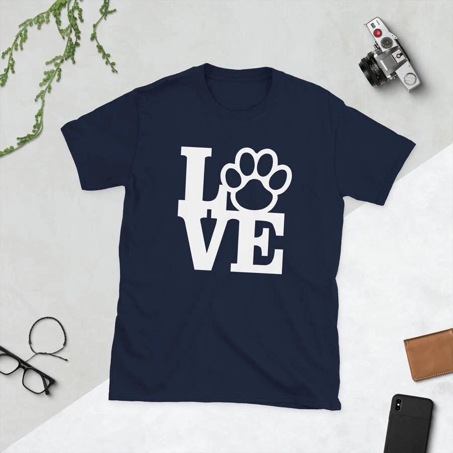 I Love Dogs/ Cats Great for All Pet Lovers Cool Soft Short-Sleeve Unisex T-Shirt