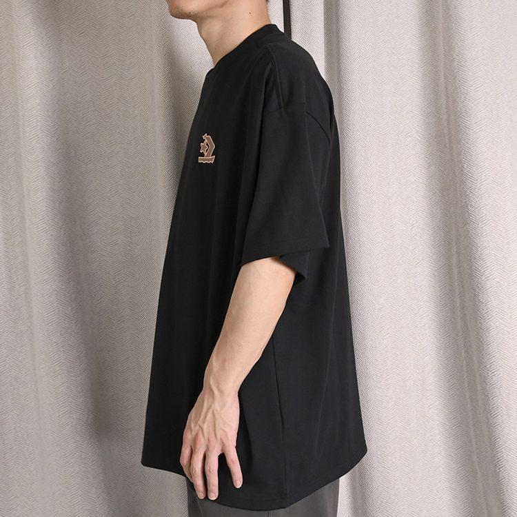 Converse ENJOY THE BREEZE T Shirts Men's Black Crew Neck Moderate Straight Fit 10025453-A01