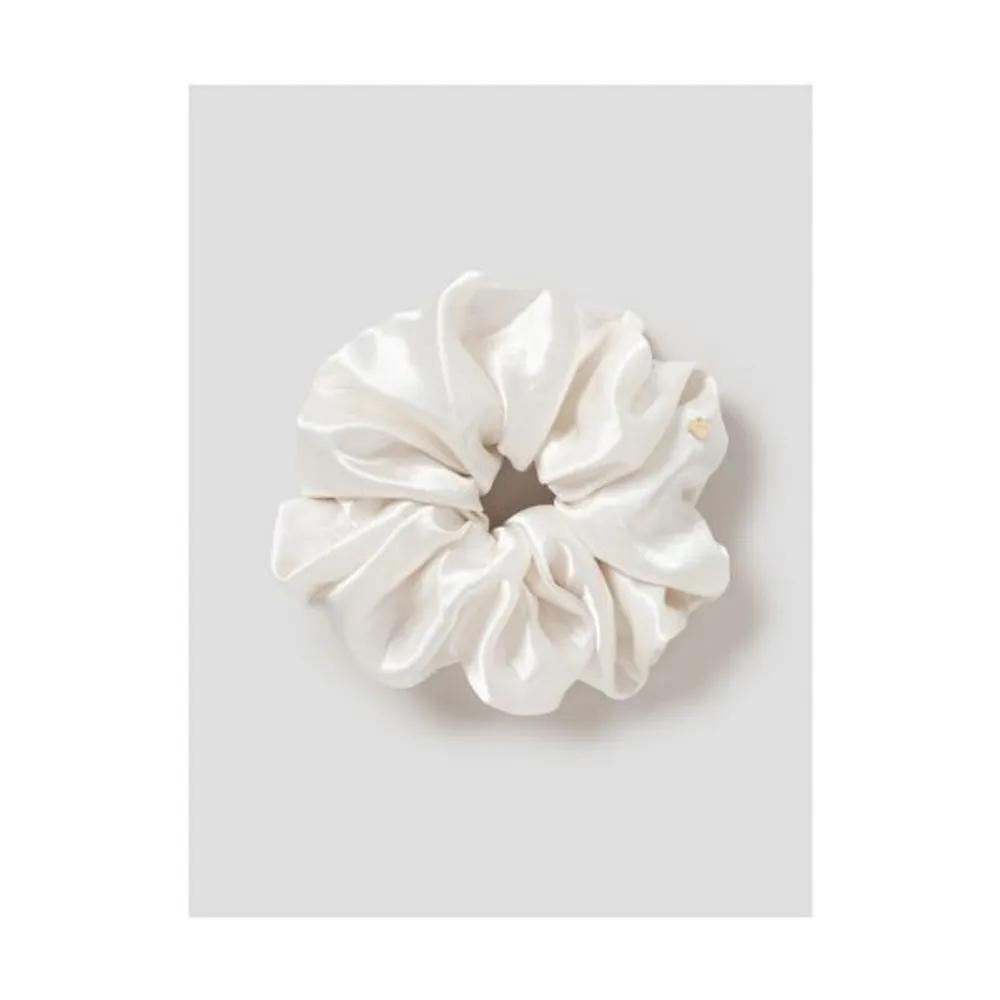 8seconds Satin Big Scrunchie White Claw Clip Hairband 356196AM91 5920631 F