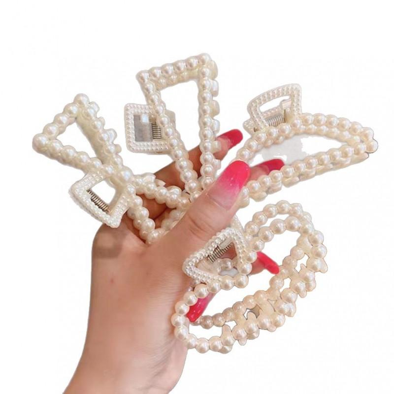 Large Pearl Hair Claw Clip Women Back Of Head Stylish Geometric Accessory Fashionable Bun Holder Korean-Inspired