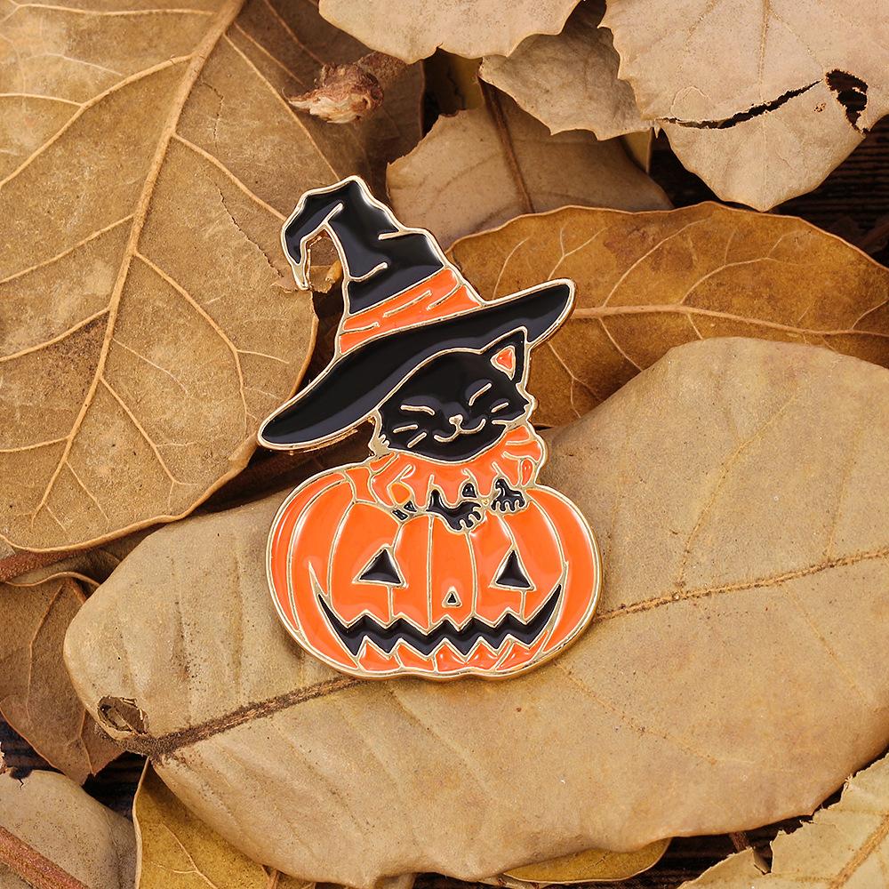Halloween Brooch, Christmas Eve Horror, Wizard Hole Pumpkin Head Jack Personality Alloy Enamel Ornament Badge