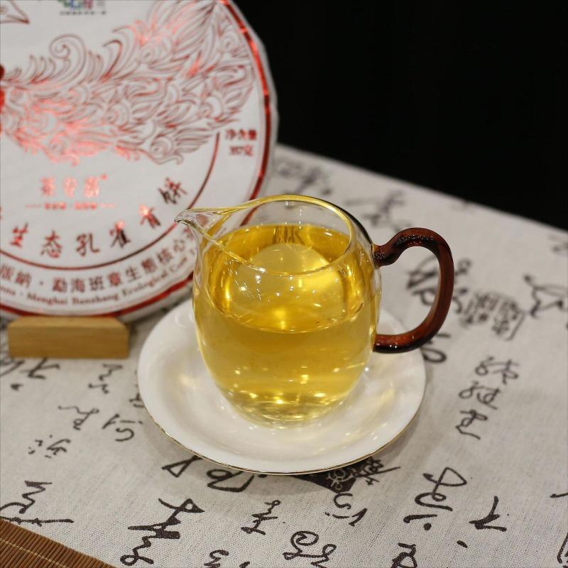 Banzhang Peacock Green Cake Yunnan Pu'er Tea Raw Tea Cake 357g/12.59oz