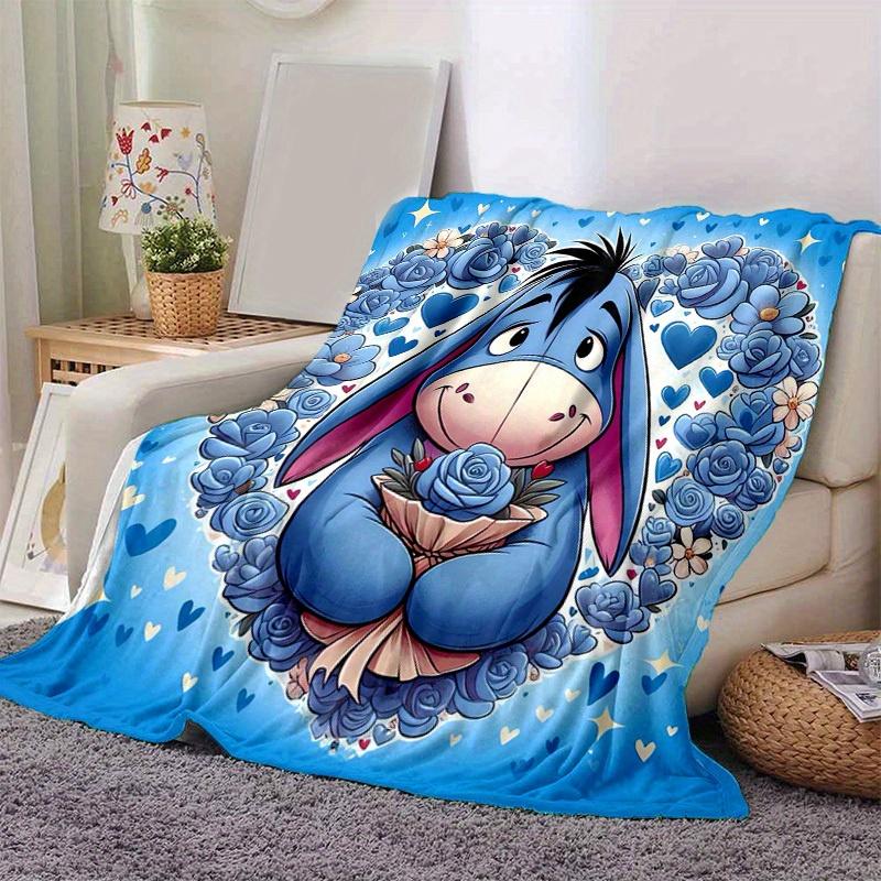 

1pc. Blue Rose Heart Shaped Blanket - Perfect for Home, Office, Outdoor Use, Gift Idea, Suitable for All Seasons (Home Decor)z0417294 130cmx150cm