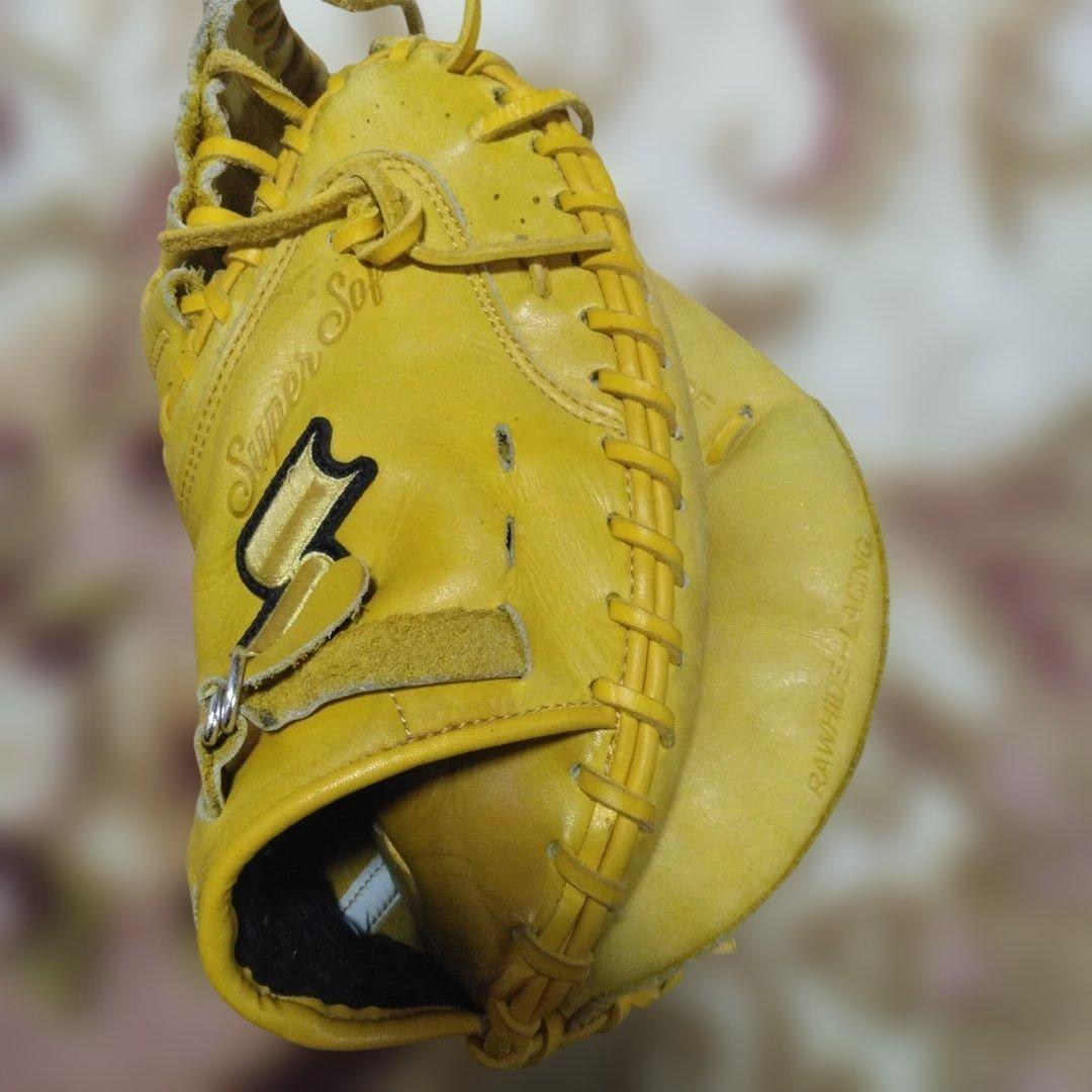 Used SSK Super Soft Softball Mitt SSJM-182F