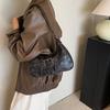 2024 Fall/Winter Women's Retro French Underarm Crossbody Bag - Simple Single Shoulder Commute Style
