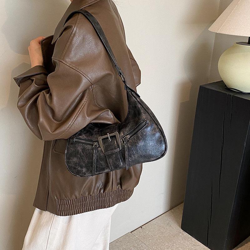 2024 Fall/Winter Women's Retro French Underarm Crossbody Bag - Simple Single Shoulder Commute Style