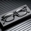 Reading Glasses Men Titanium Alloy Presbyopic Glasses HD Glasses Anti-blue Light Ultra-light Prescription Glasses +1.0 To +4.0