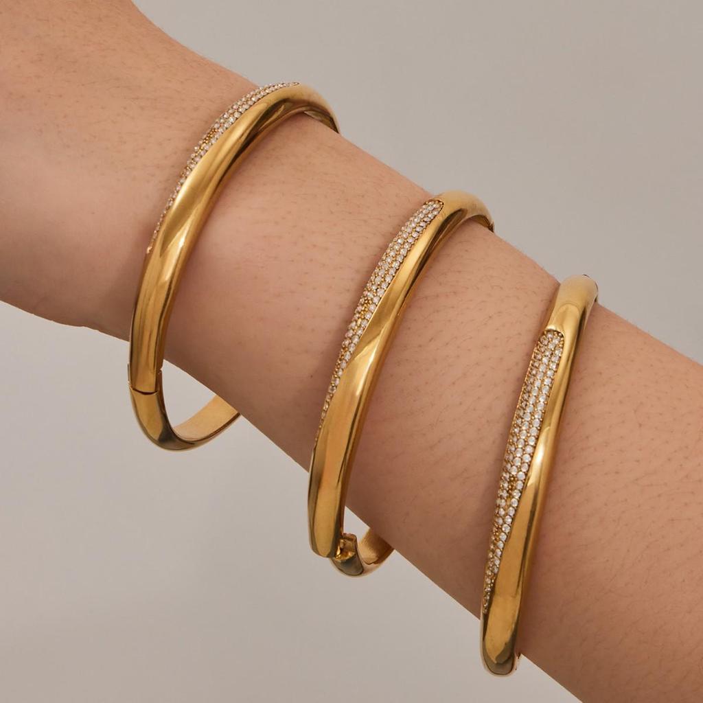 Stainless Steel Zircon Diamond Buckle Bracelet - Versatile European-American Light Luxury Fashion Accessory