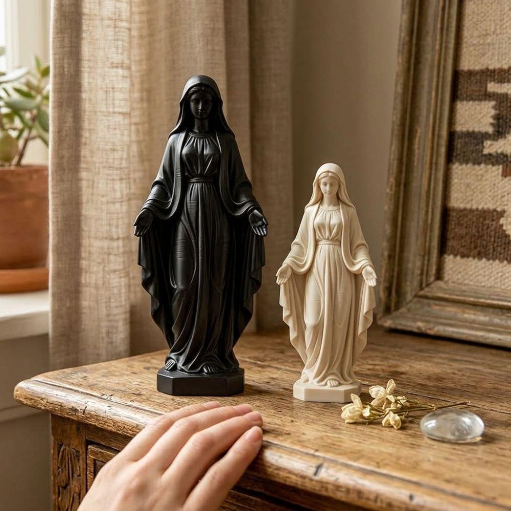 Plastic Mini Virgin Mary Figurine Minimalist Catholic Prayer Figurine Bedroom
