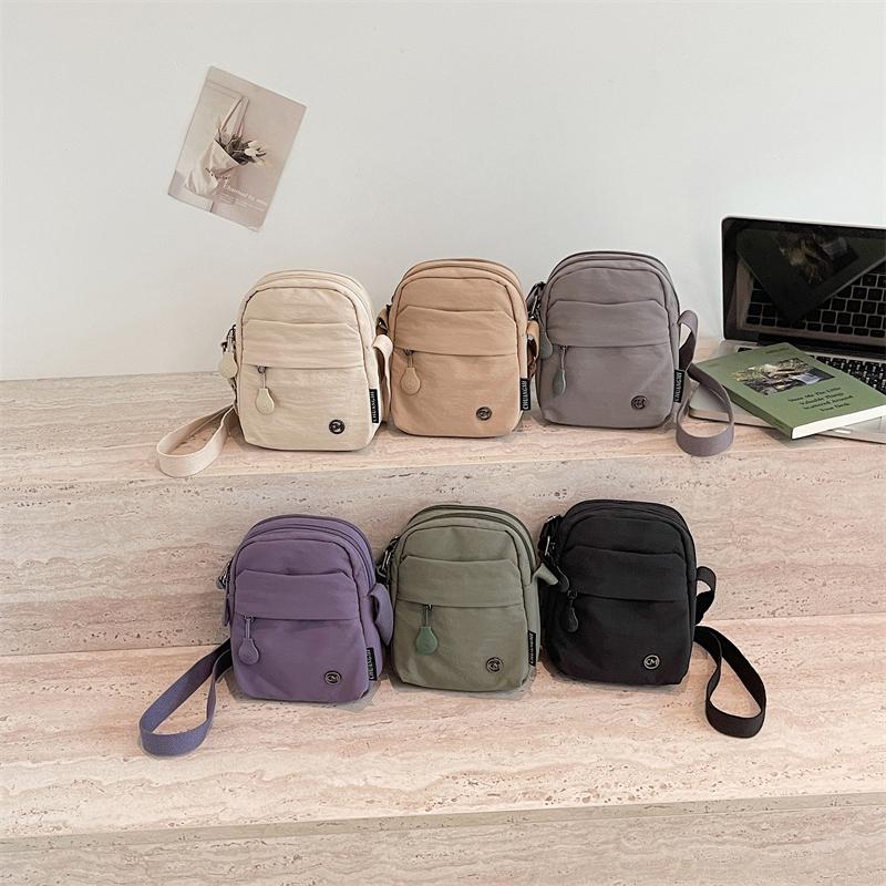 Crossbody Bag Women's Lightweight Shoulder Bag Outdoor Commuter Mobile Phone Bag