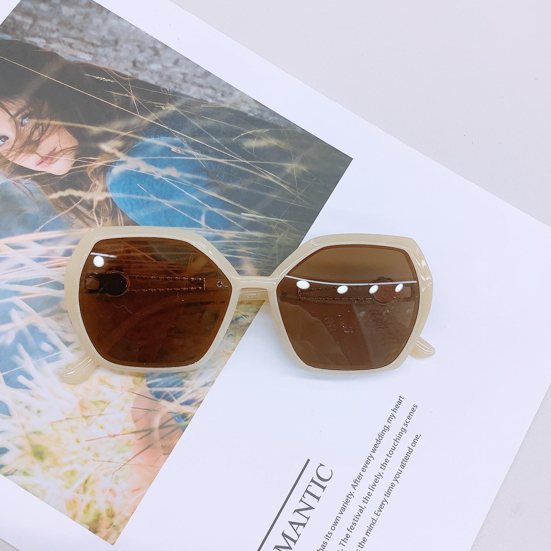 

Модные женские солнцезащитные очки Pearl Legs с защитой от ультрафиолета, детские солнцезащитные очки с большой оправой для детей шампанского