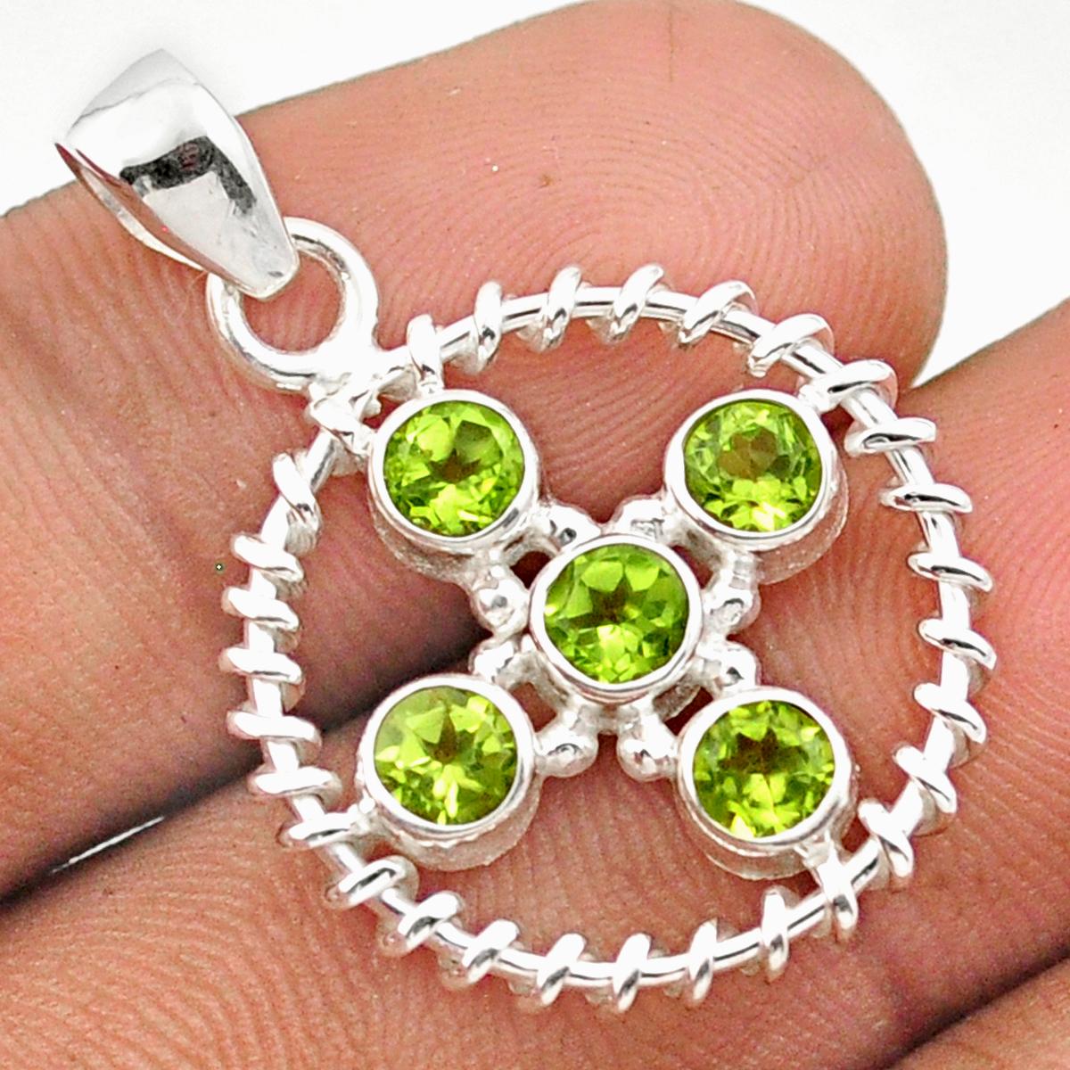 

2.55cts Green Peridot 925 Sterling Silver Подвеска Ювелирные изделия ручной работы