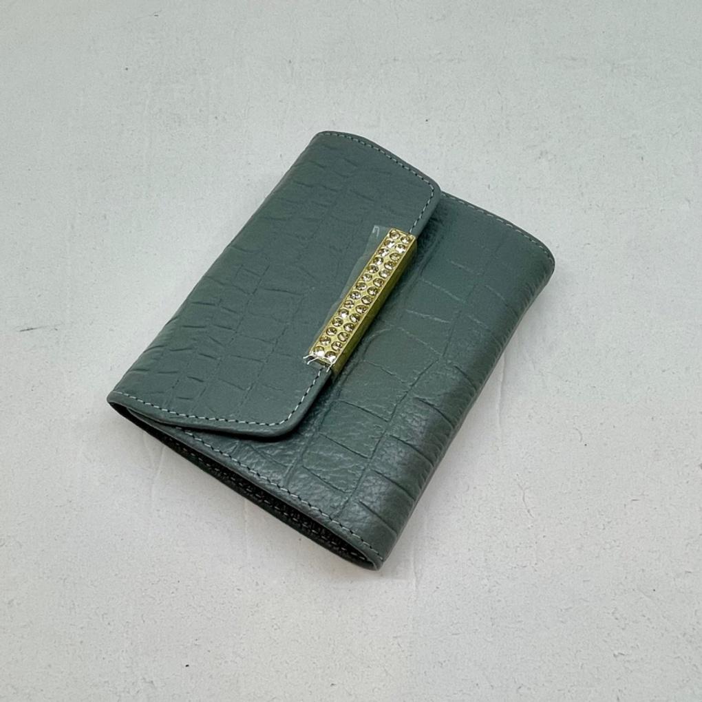 Women's Cowhide Half Wallet - Natural Cowhide - Lightweight and Luxurious Crocodile Pattern - AW9165 - Sky Blue